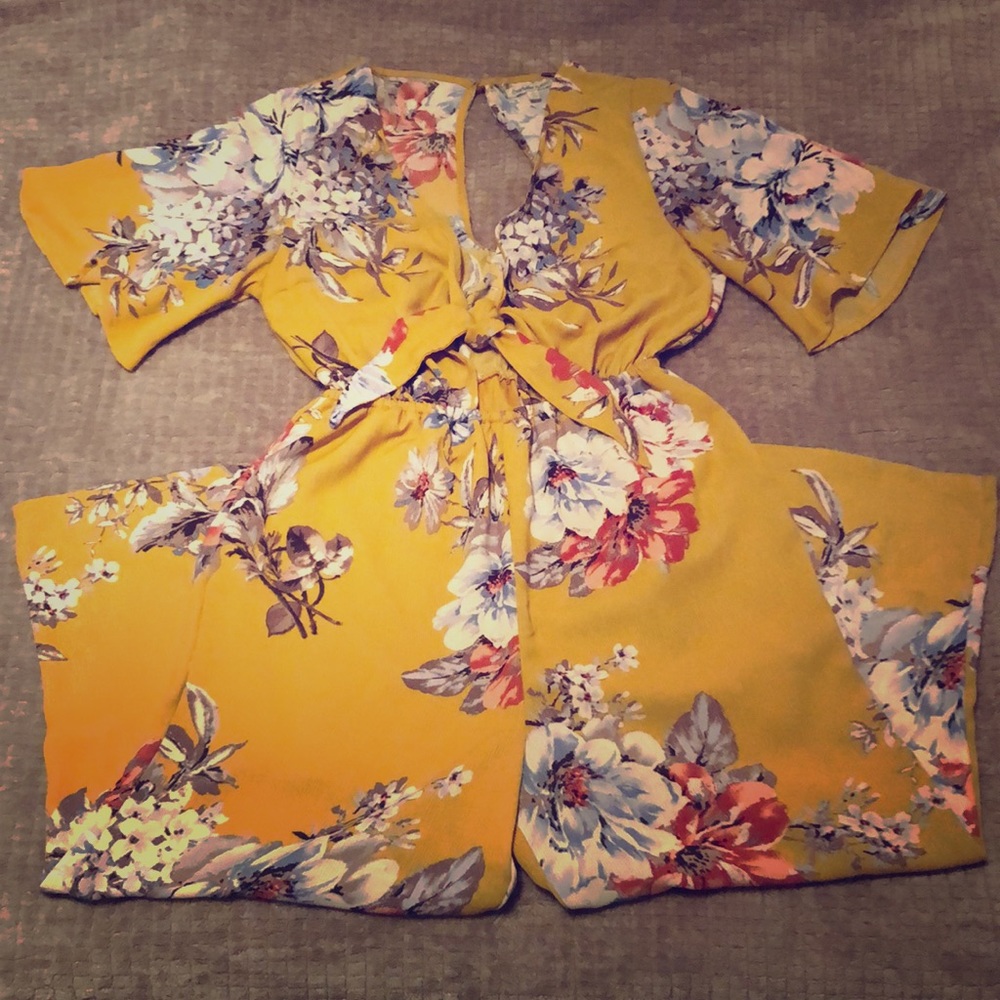 Charlotte Russe Yellow Floral Jumper (Size S)